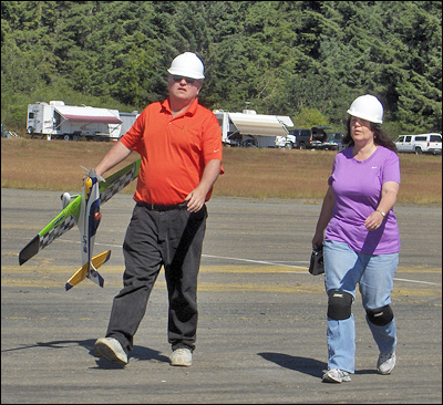 Joe DeLateur and Wife?All the Way From California to Race Their EF1