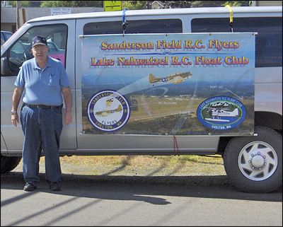 Driver Dick Robb and Banner