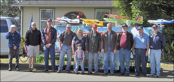 From left to right are Darryl Casad, Eric Oberg, Bob Beatty, Jody Diaz, Sharon Diaz, Dave Fisher, Troy, Lanning, Burt Daggett, Dick Robb, and Chuck Kentfield.
